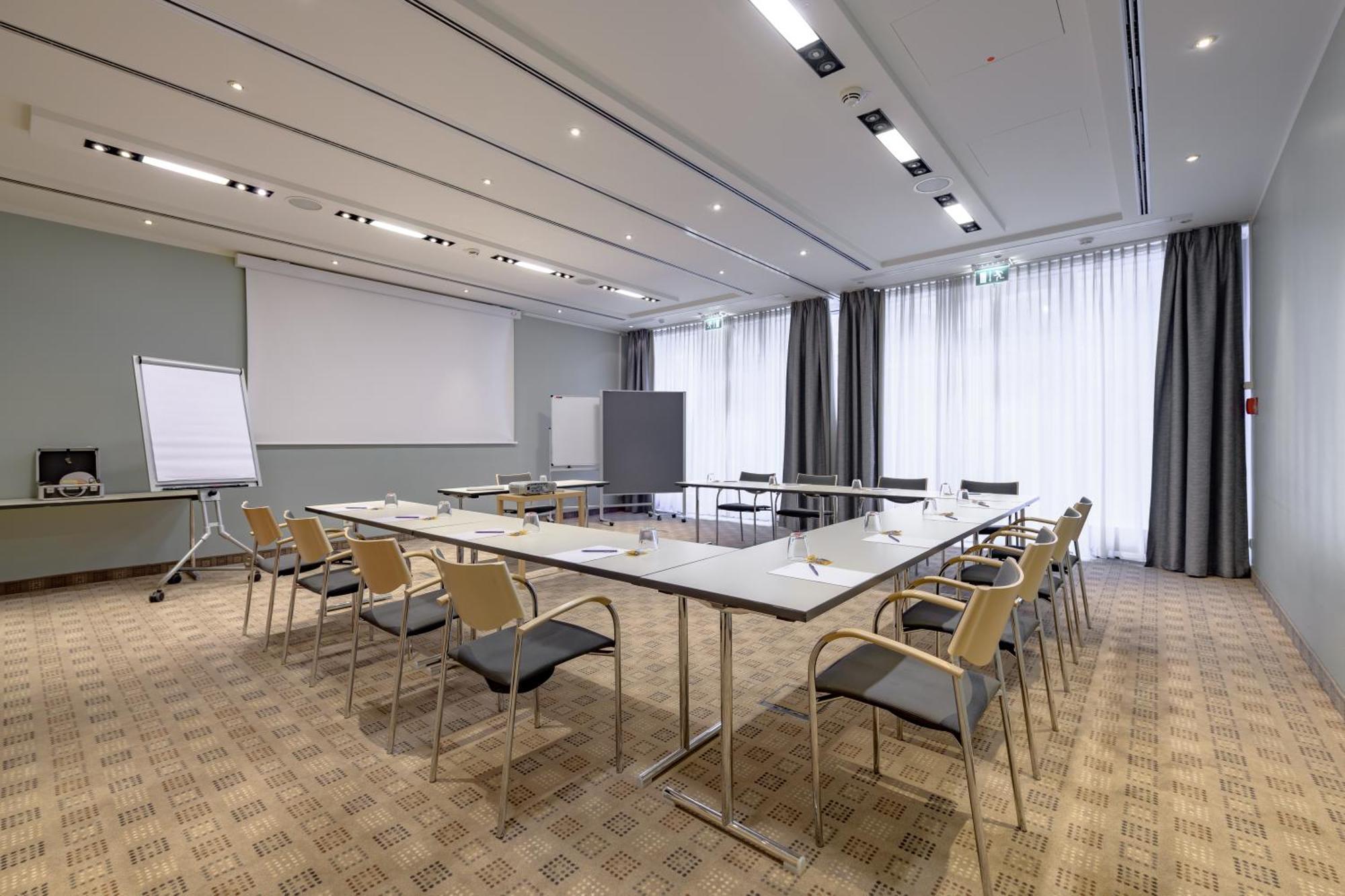Mercure Hotel Berlin City Esterno foto