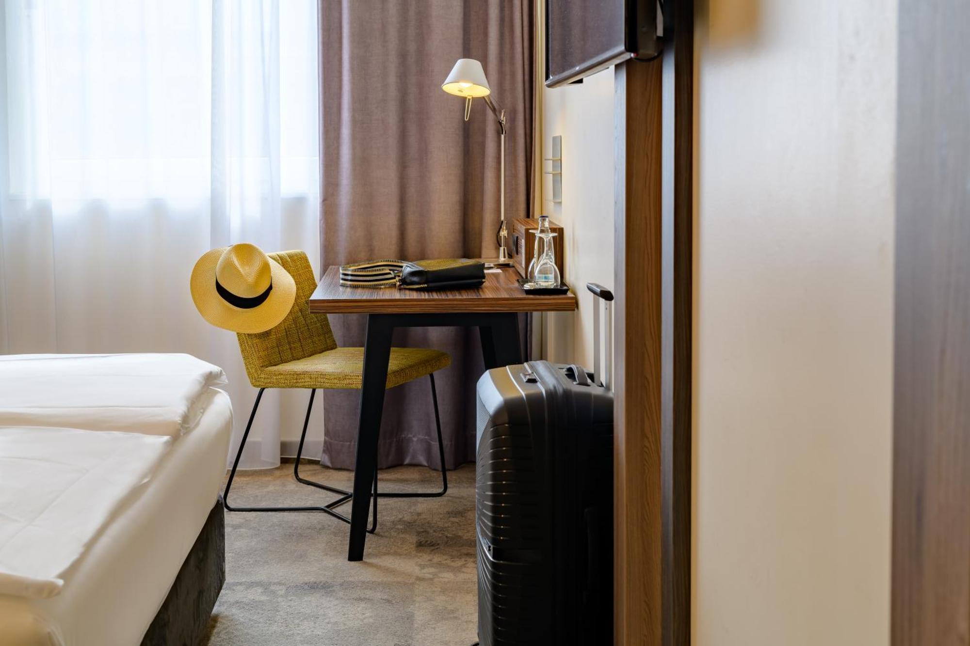 Mercure Hotel Berlin City Esterno foto